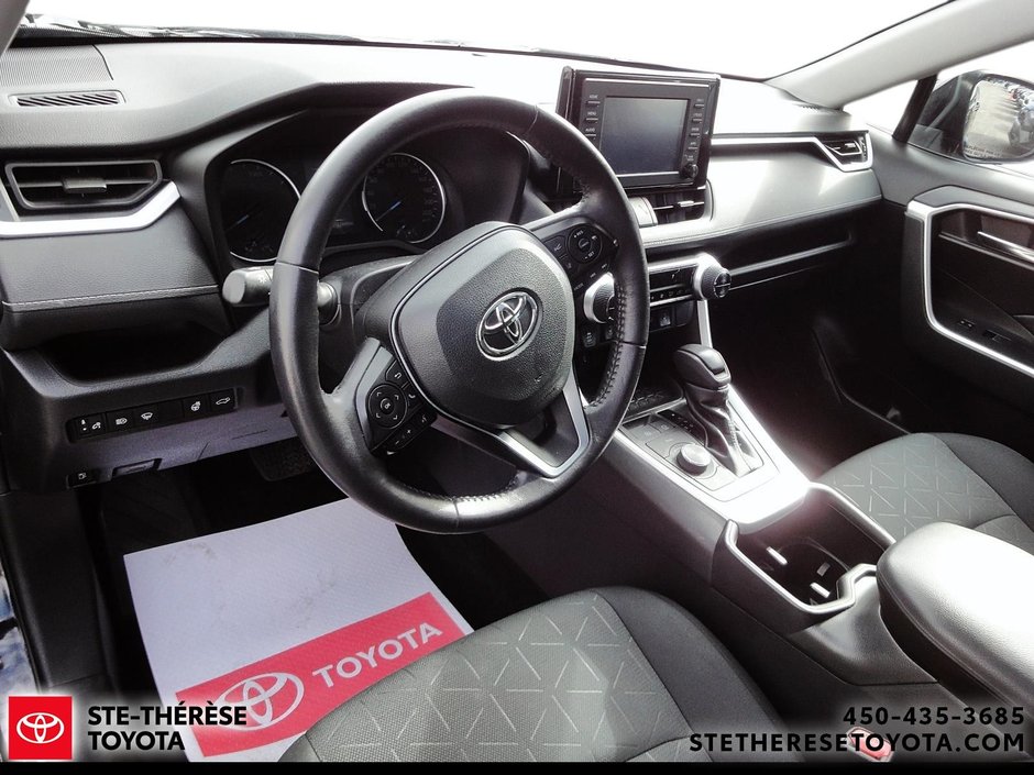 Toyota RAV4 Hybride Hybrid XLE 2022-14