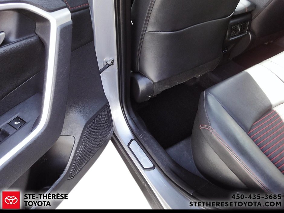 2022 Toyota RAV4 Prime XSE-8