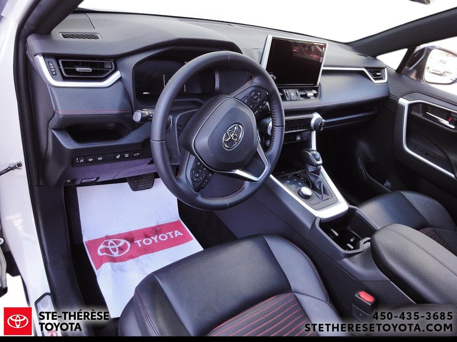 2023 Toyota RAV4 Prime XSE-12