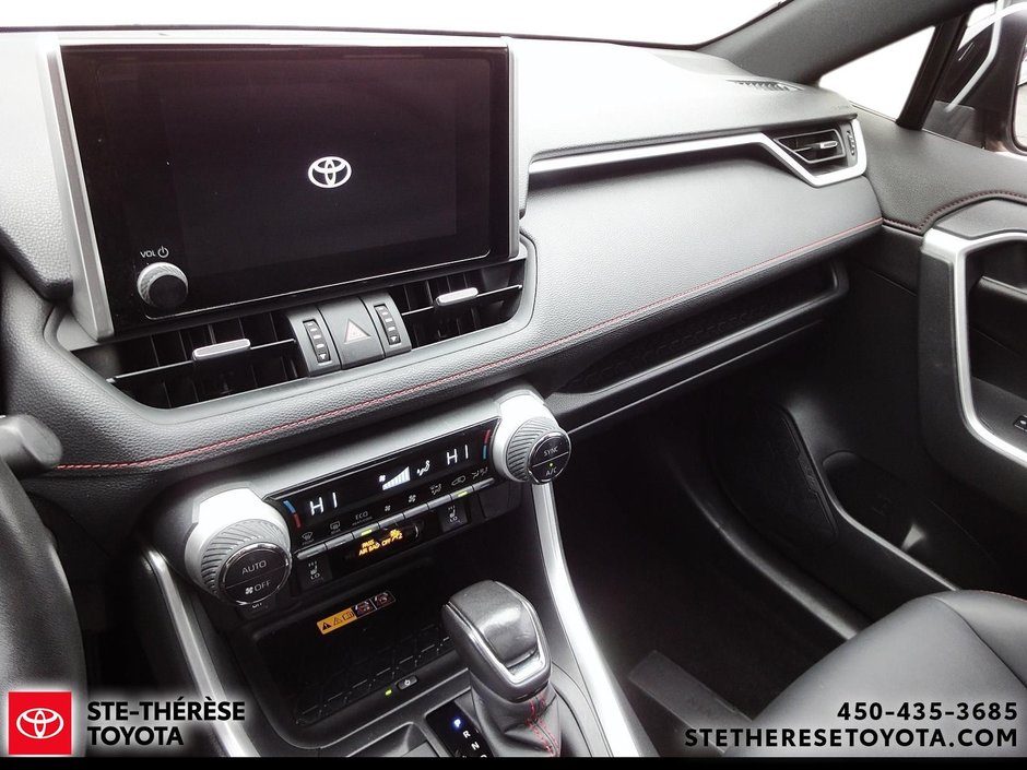2024 Toyota RAV4 Prime XSE-13
