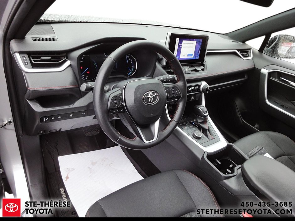 2024 Toyota RAV4 Prime SE branchable-13