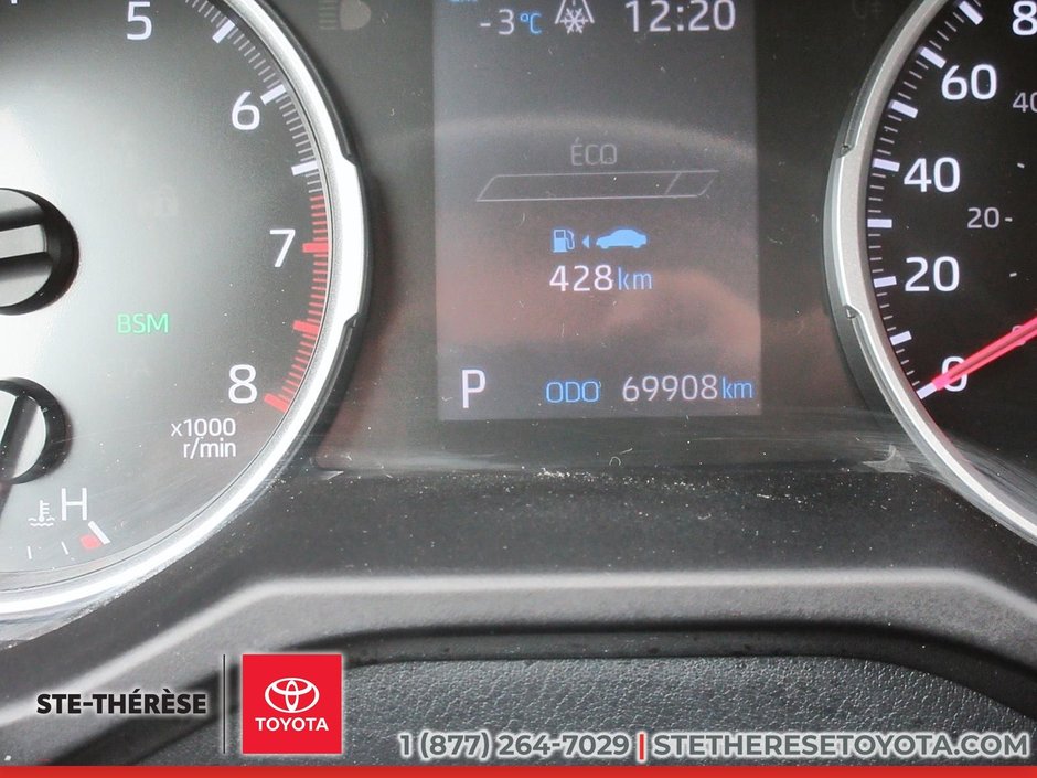 2021 Toyota RAV4 LE-13