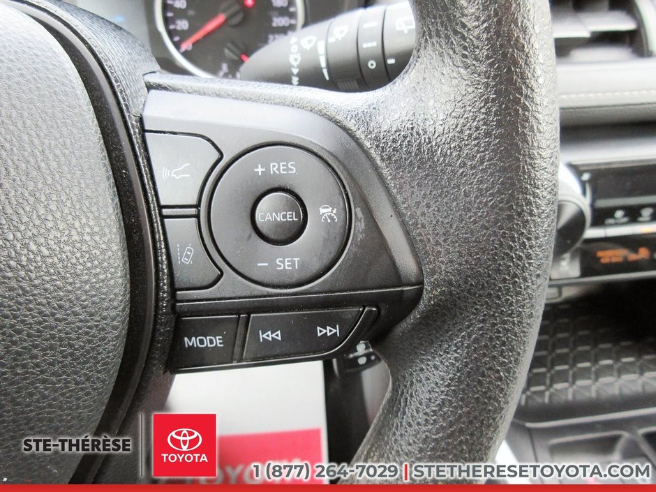 2021 Toyota RAV4 LE-17