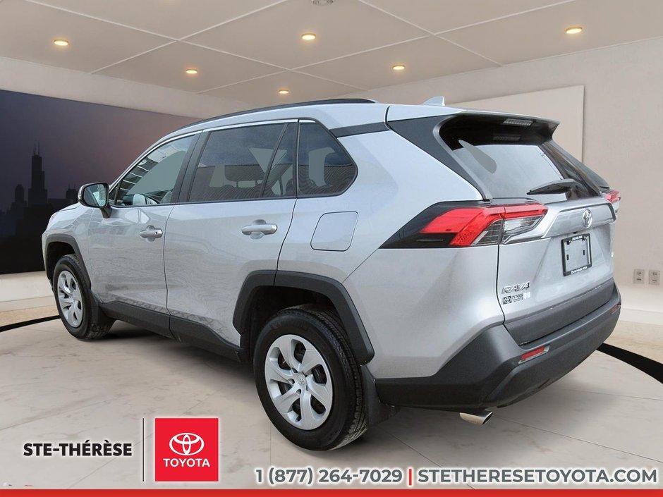 2021 Toyota RAV4 LE-2