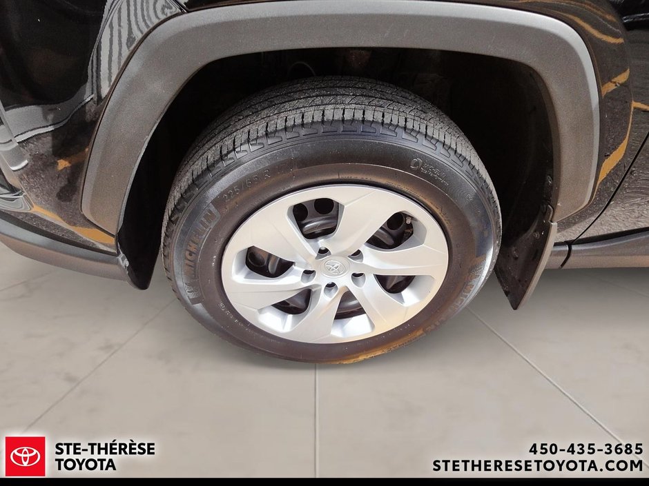 2021 Toyota RAV4 LE AWD-1