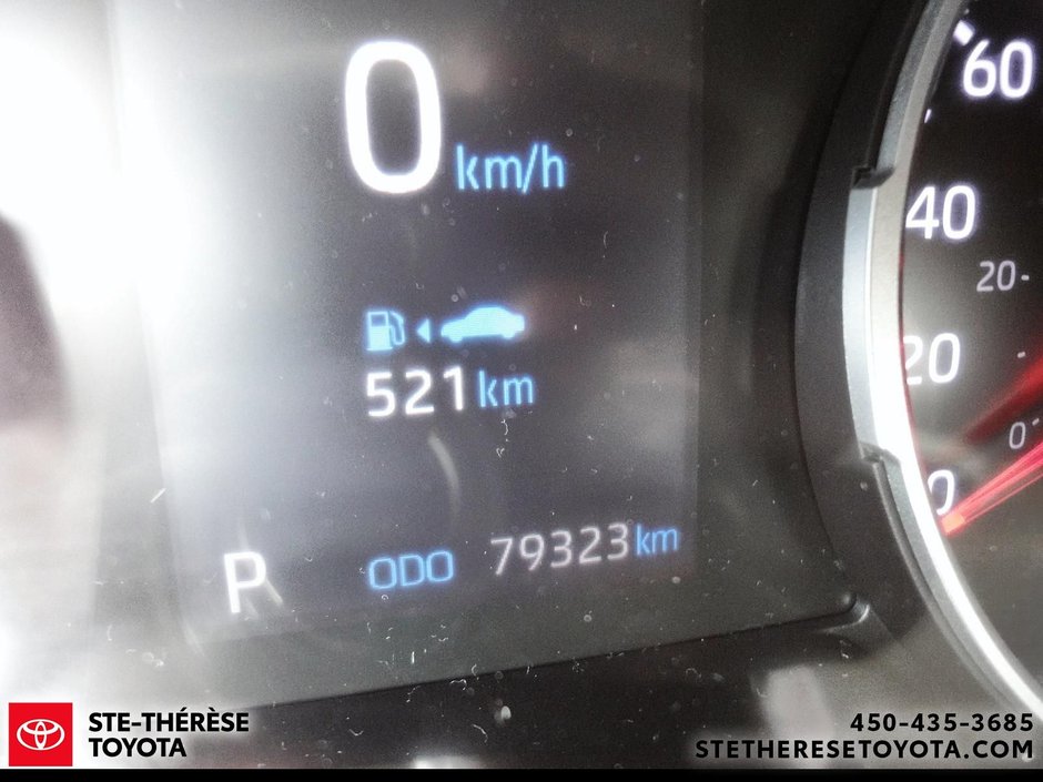 2021 Toyota RAV4 LE AWD-17