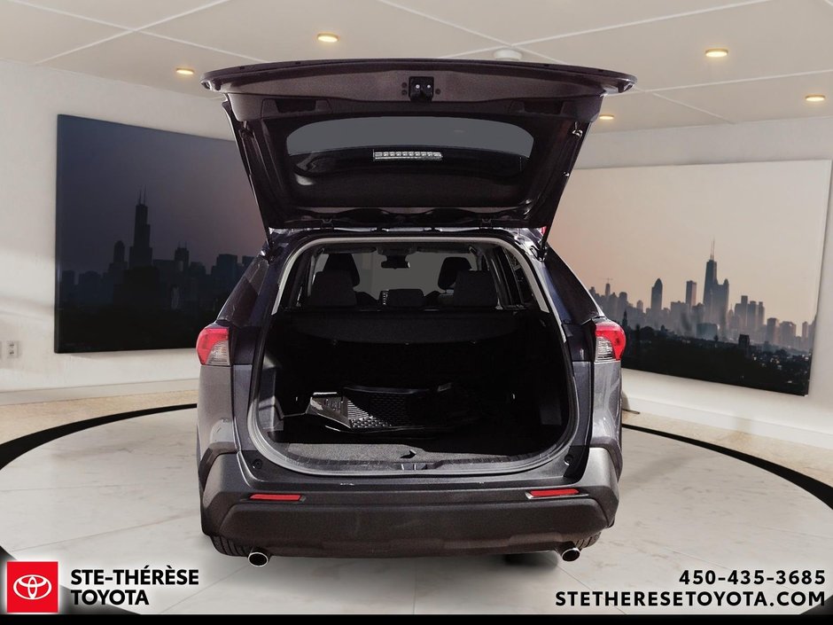 2021 Toyota RAV4 Hybrid LE AWD-6