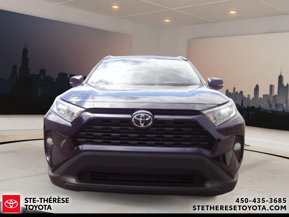 2021 Toyota RAV4 XLE Fwd-2