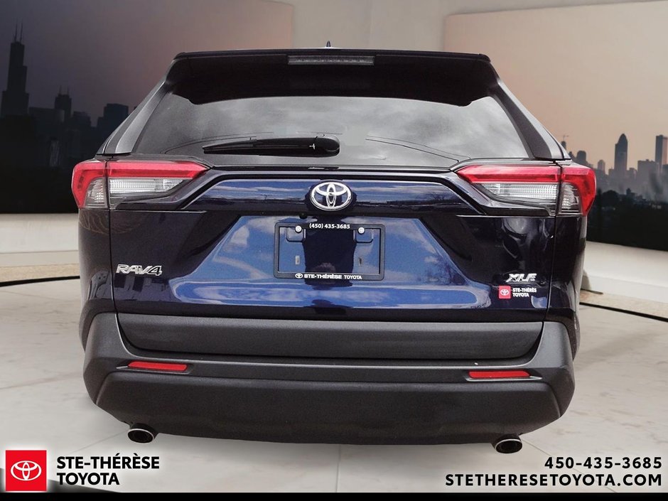 2021 Toyota RAV4 XLE Fwd-5