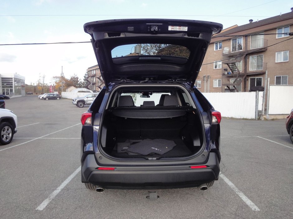 Toyota RAV4 XLE Hybride 2021-7