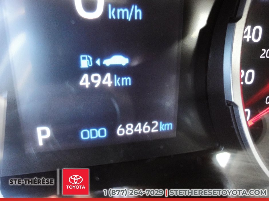 2022 Toyota RAV4 XLE Premium-23