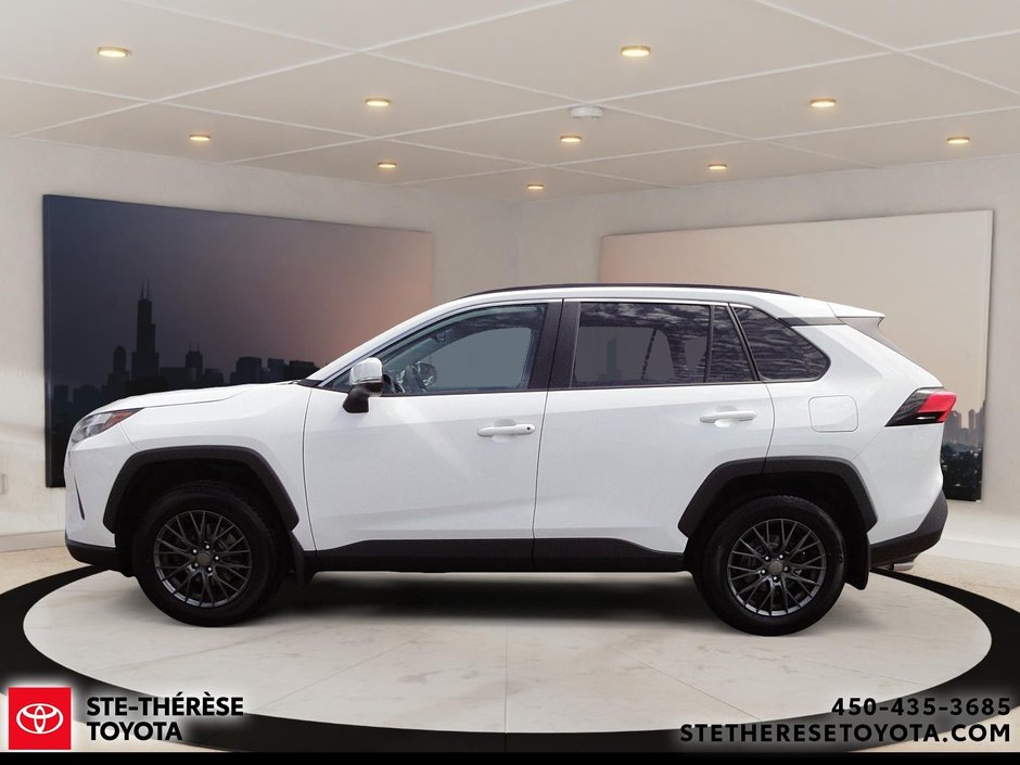 2022 Toyota RAV4 XLE AWD-0