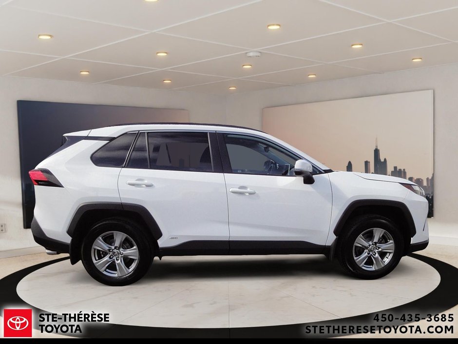 2024 Toyota RAV4 Hybrid XLE awd-5