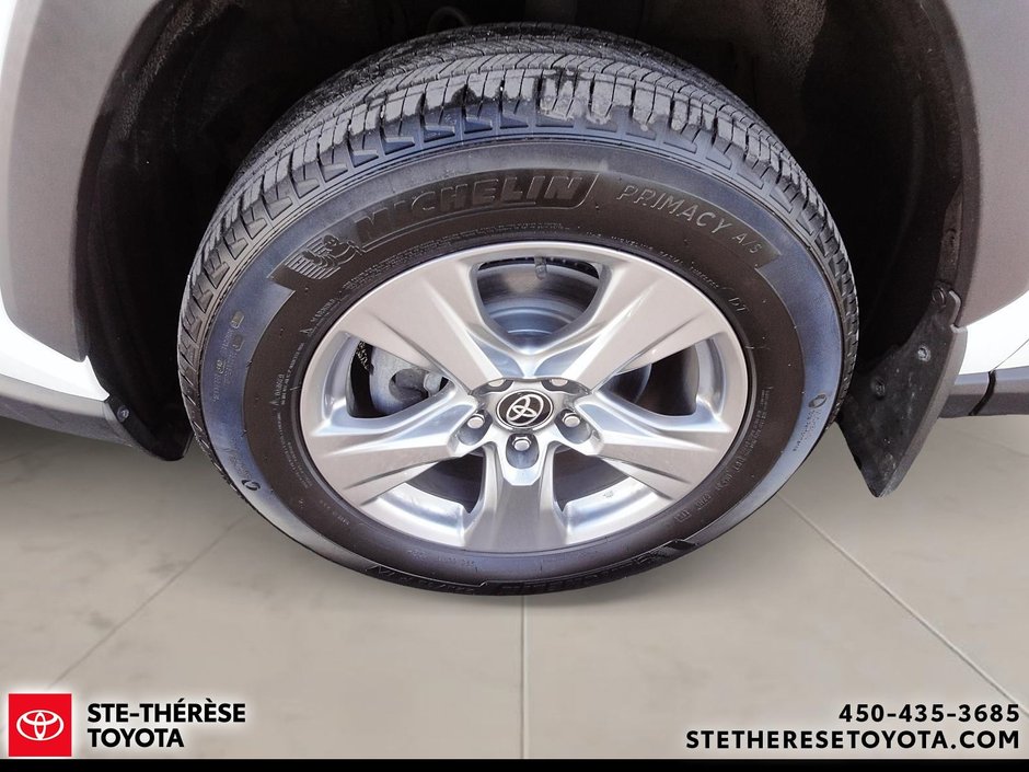 2024 Toyota RAV4 Hybrid XLE awd-1