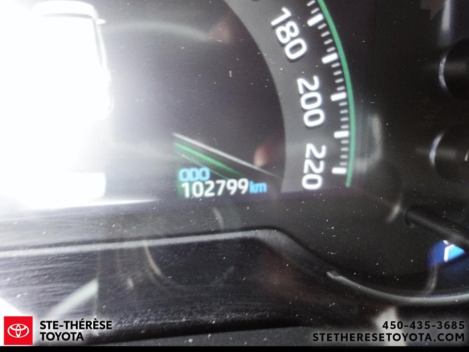 Toyota RAV4 XLE AWD Premium 2024-17