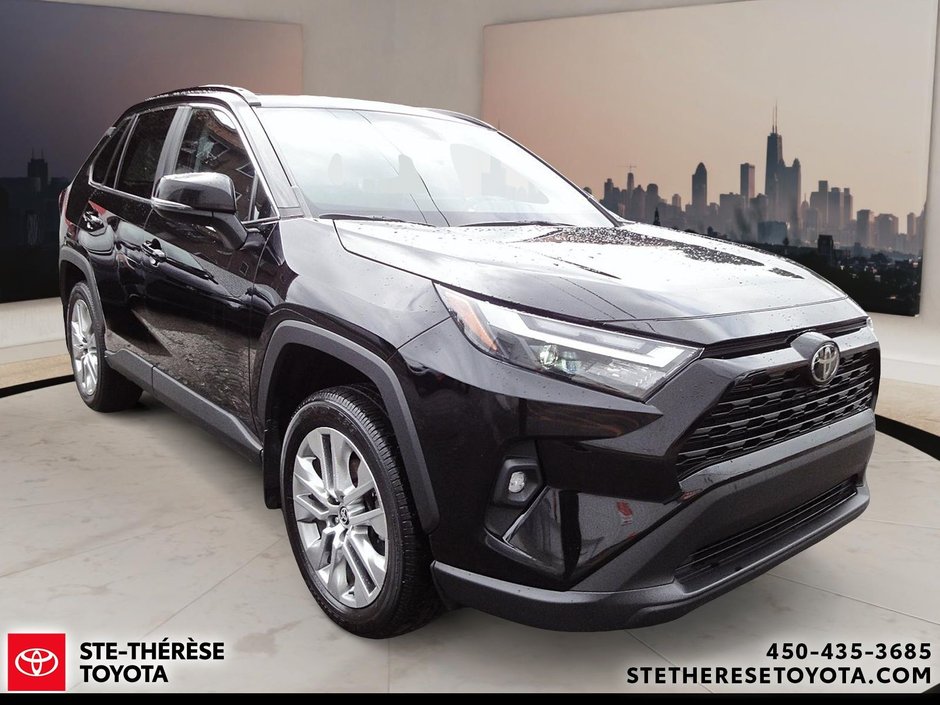 Toyota RAV4 XLE AWD Groupe Premium 2024-4