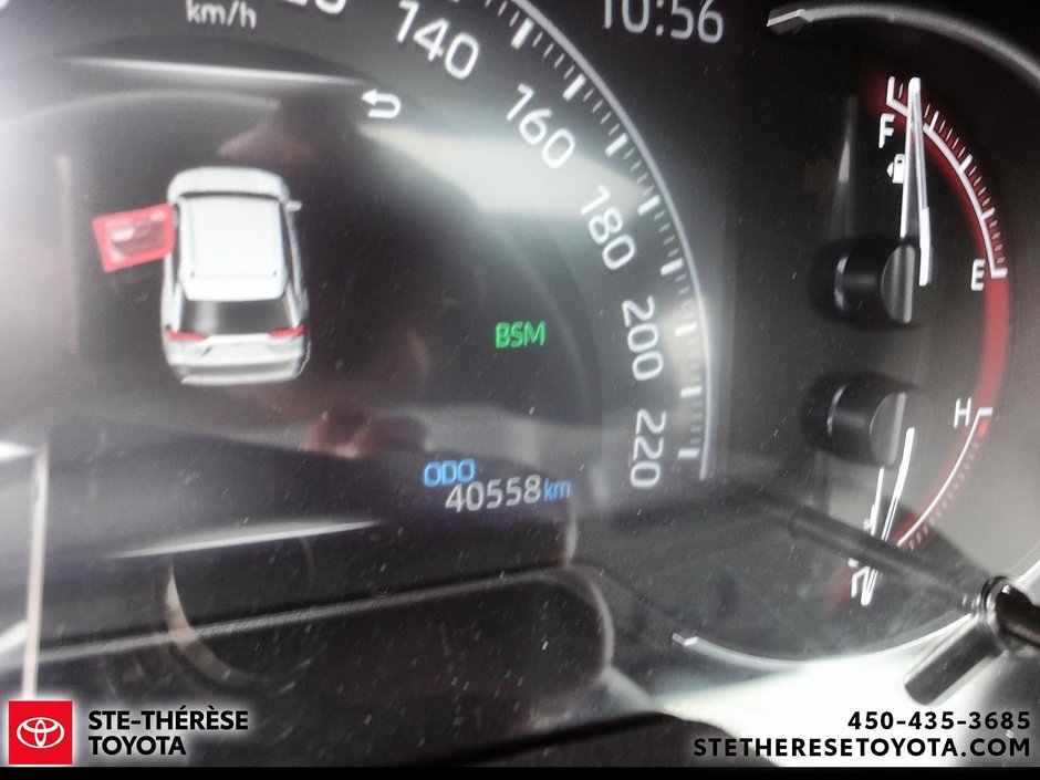 Toyota RAV4 XLE AWD Groupe Premium 2024-16