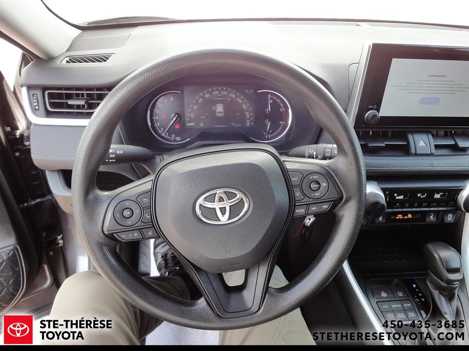 2024 Toyota RAV4 LE AWD-14