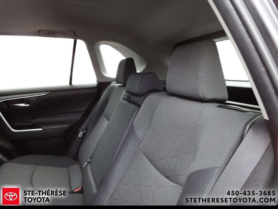 2024 Toyota RAV4 Hybrid XLE AWD-9