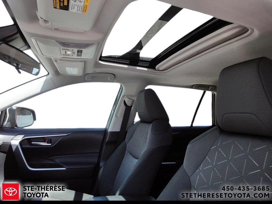 2025 Toyota RAV4 Hybrid AWD XLE Woodland-13