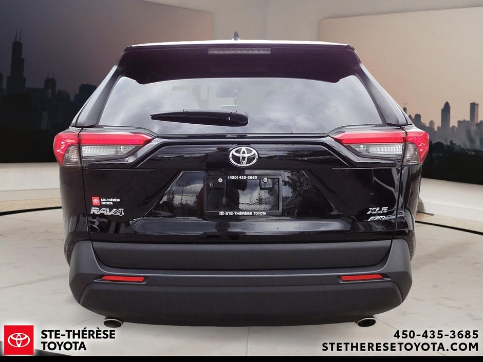 2025 Toyota RAV4 AWD XLE Premium-5