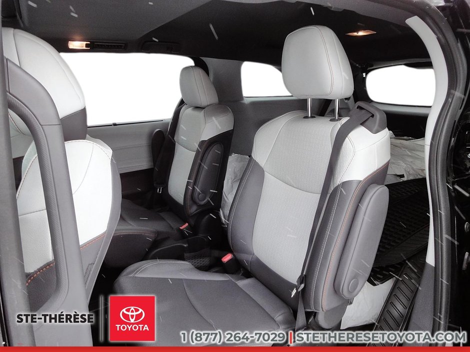 Toyota Sienna XSE AWD HYBRID 2022-17