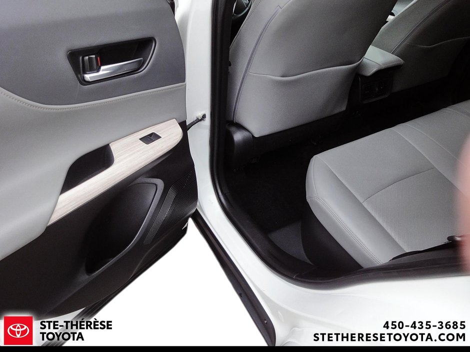 Toyota Venza XLE 2021-8