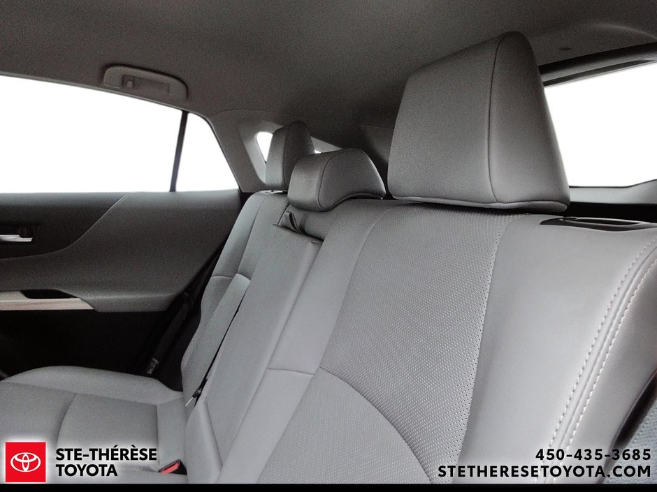 Toyota Venza XLE 2021-9