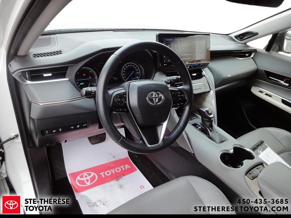 Toyota Venza XLE 2021-13