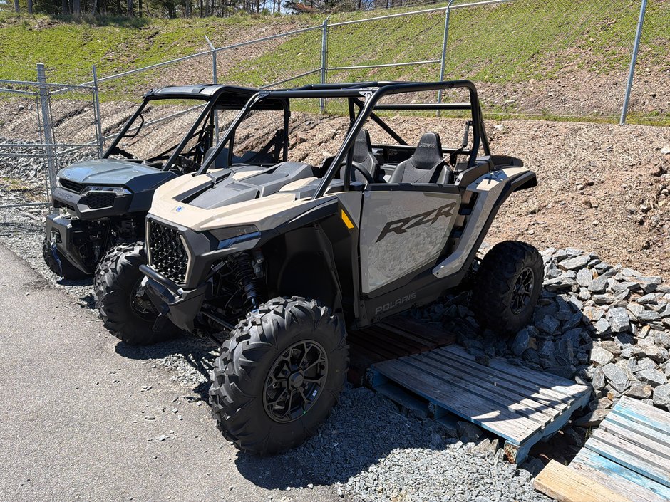 2026 Polaris RZR XP 1000 Sport-Sand Dune