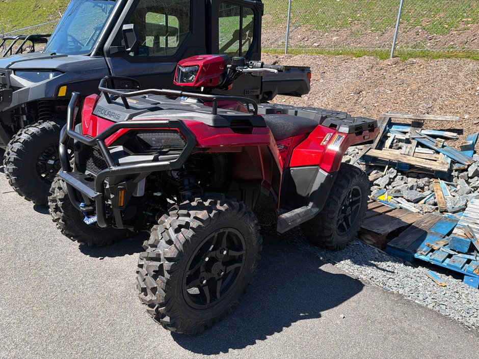 2026 Polaris Sportsman 570 EPS Trail-Sunset Red