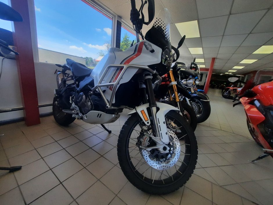 Ducati Desert X 937 2023