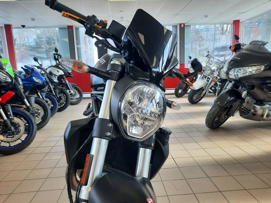 Ducati MONSTER 937+ 2023