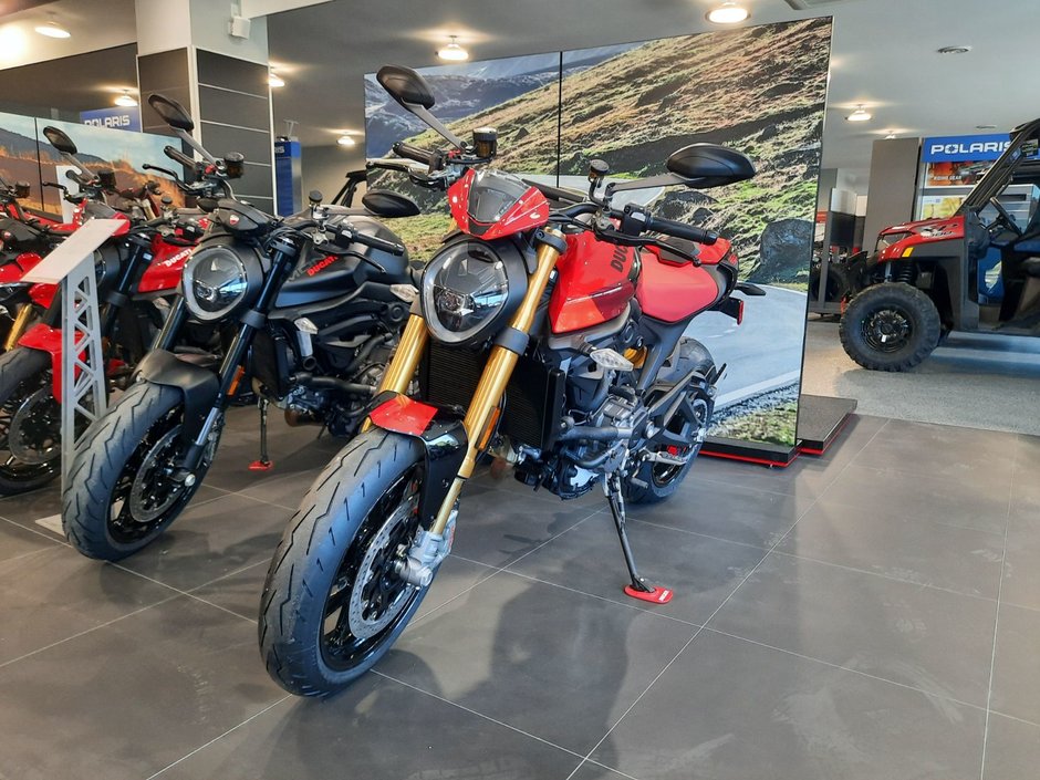 Ducati MONSTER M937+ 2025