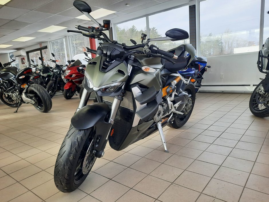 Ducati STREETFIGHTER SV2 2023