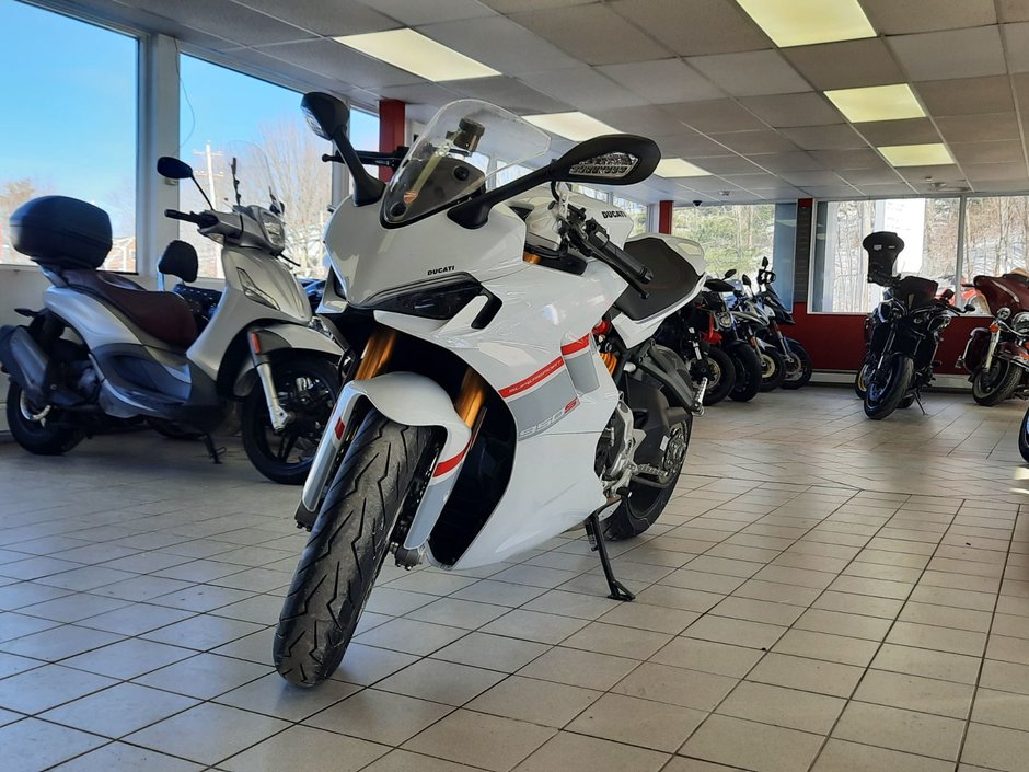 Ducati Supersport 950 S 2024