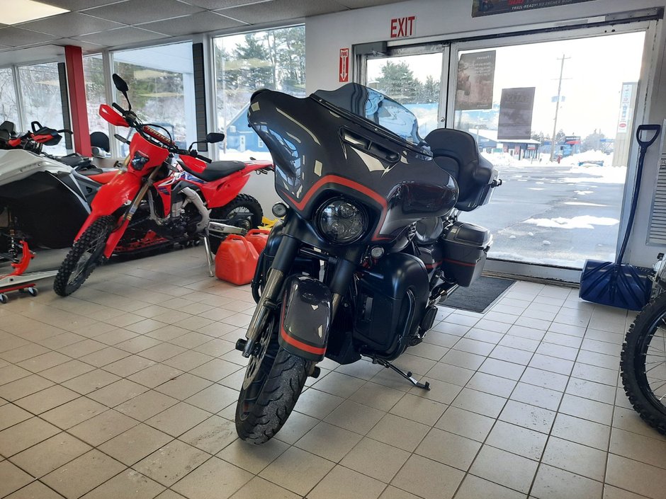 Harley Davidson Motorcycle Street Glide® CVO™ CVO 2018