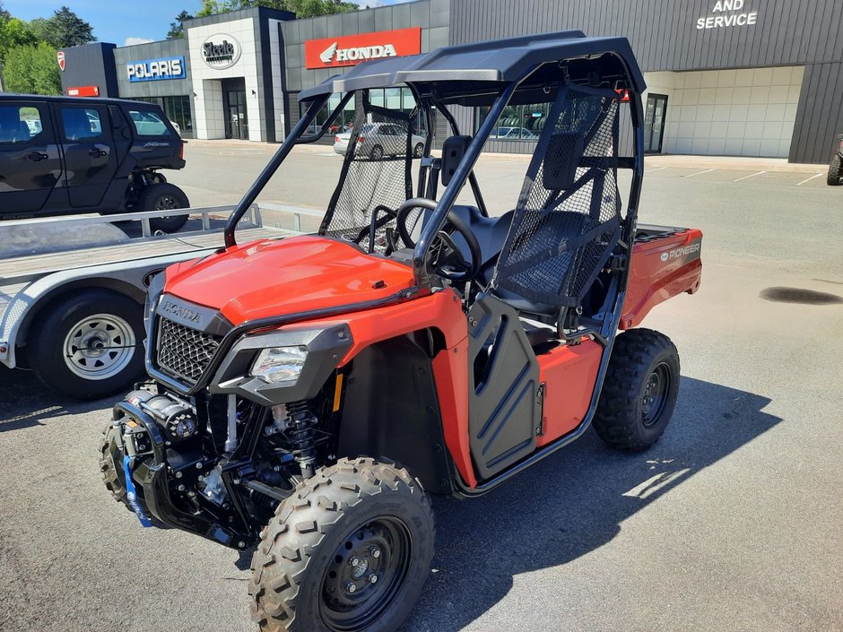 HONDA SXS PIONEER 520 Base 2026