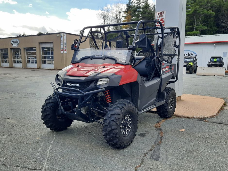 2020 Honda Pioneer 700 DELUXE