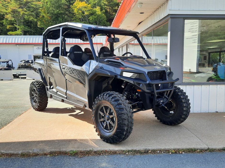 2025 Polaris GÉNÉRAL XP 4 1000 ULTIMATE