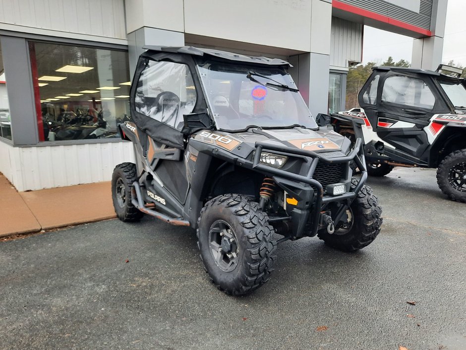 2018 Polaris RZR 900 EPS ENCLOSED