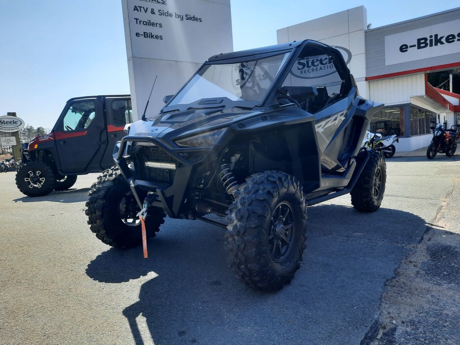 Polaris RZR Pro XP Premium 2024