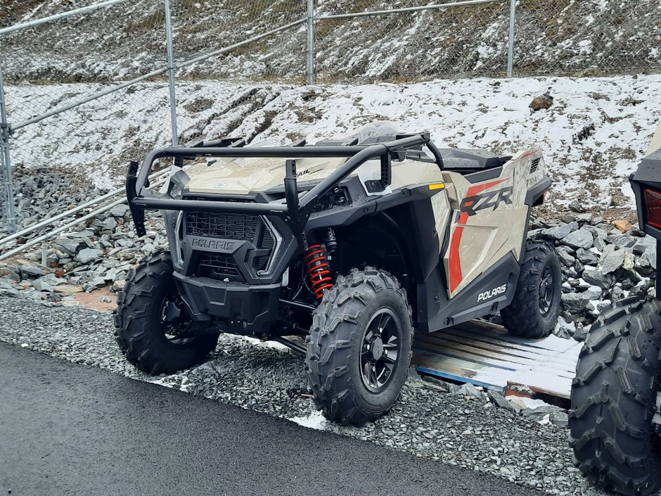 Polaris RZR TRAIL ULTIMATE 2025