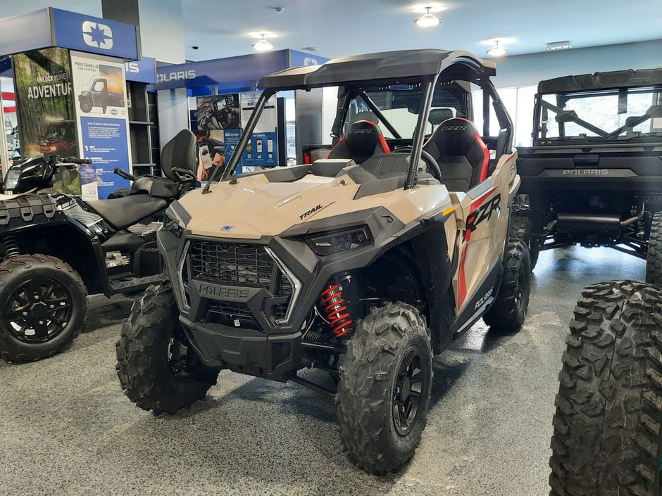 Polaris RZR TRAIL ULTIMATE 2025