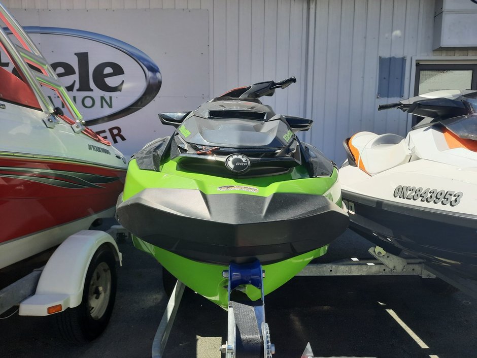 SEA DOO RXT X 300  2020