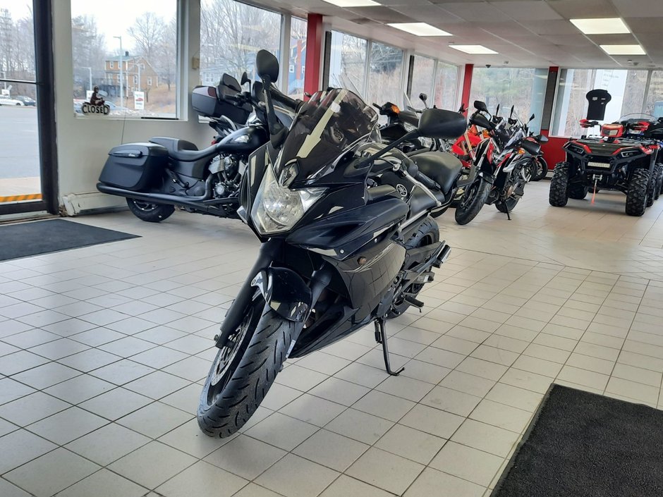 2014 Yamaha FZ6R