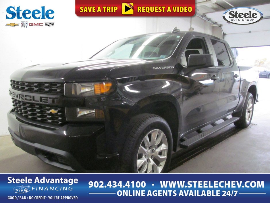 2021  Silverado 1500 Custom in Dartmouth, Nova Scotia - w940px