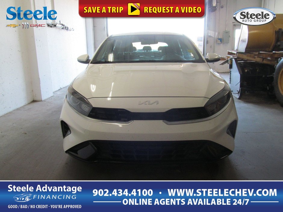 2022 Kia Forte5 EX in Dartmouth, Nova Scotia - w940px