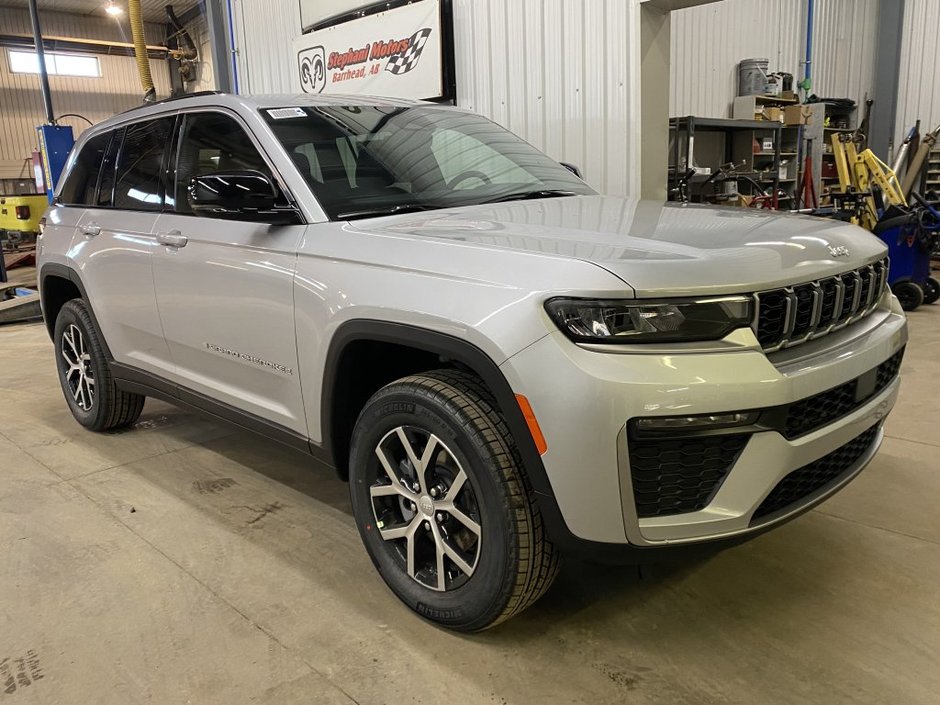 2026 Jeep Grand Cherokee LIMITED in Barrhead, Alberta
