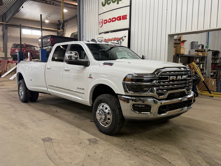 2026 Ram 3500 LIMITED in Barrhead, Alberta